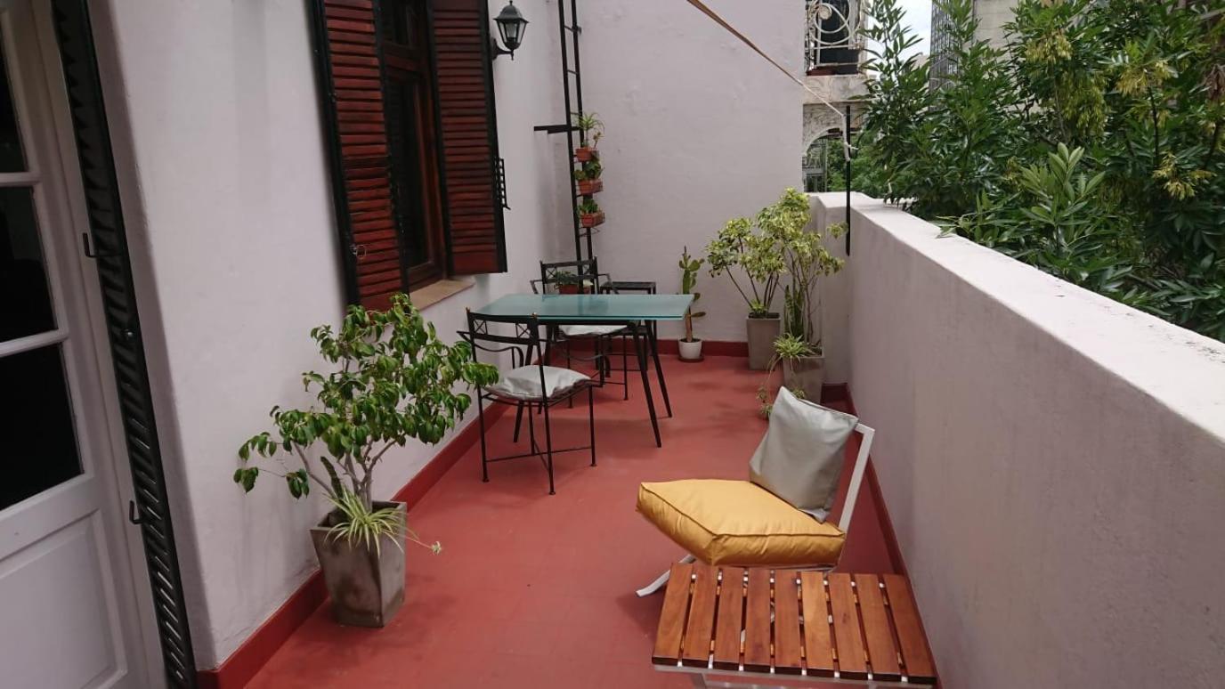 534 Petit San Telmo - Studio & Suites Буенос Айрес Стая снимка